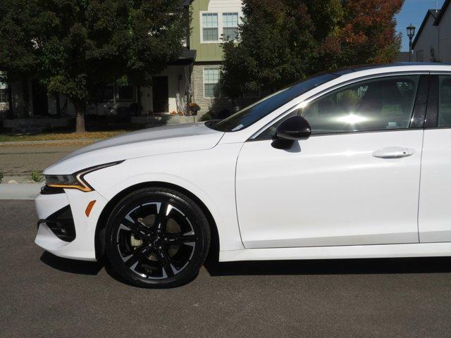2022 kia k5 gt-line