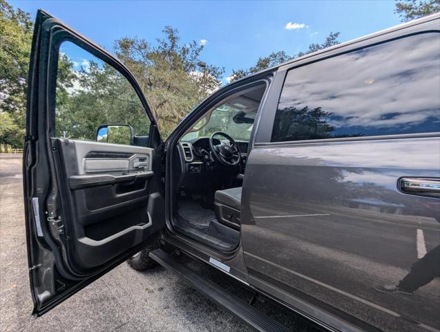 2019 ram 3500 big horn crew cab 4x4 8' box