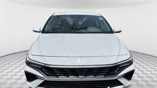 2024 Hyundai Elantra