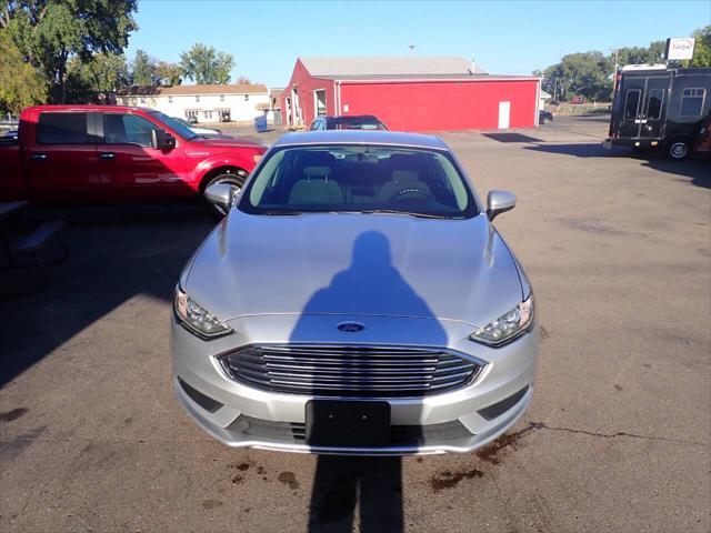 2018 ford fusion se