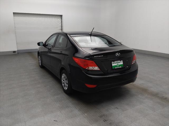 2016 hyundai accent se
