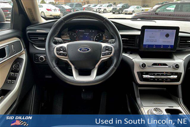 2020 ford explorer xlt