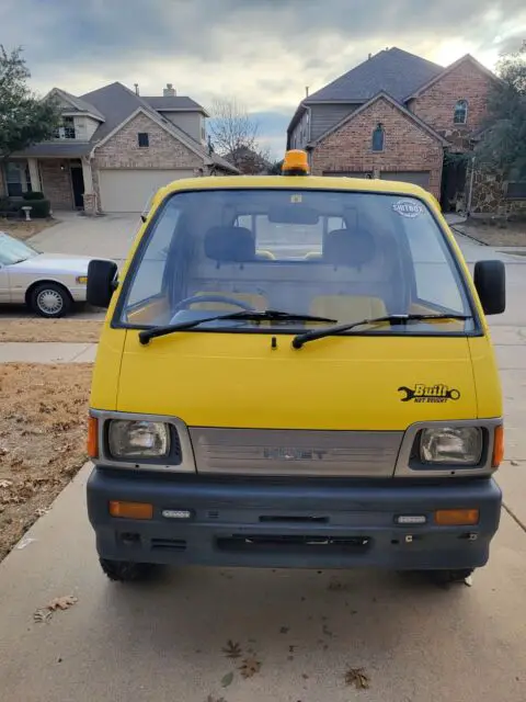 1993 daihatsu hijet pickup yellow 4wd manual 4x4
