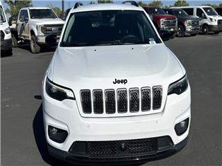 2023 Jeep Cherokee altitude lux