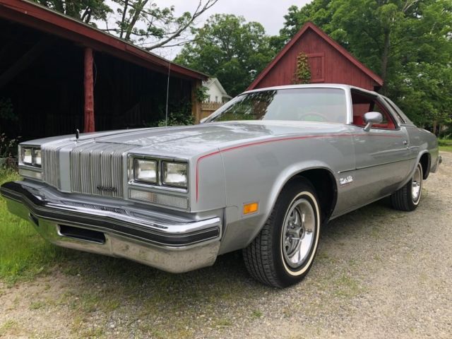 silver oldsmobile cutlass supreme with 43,324 miles available now!