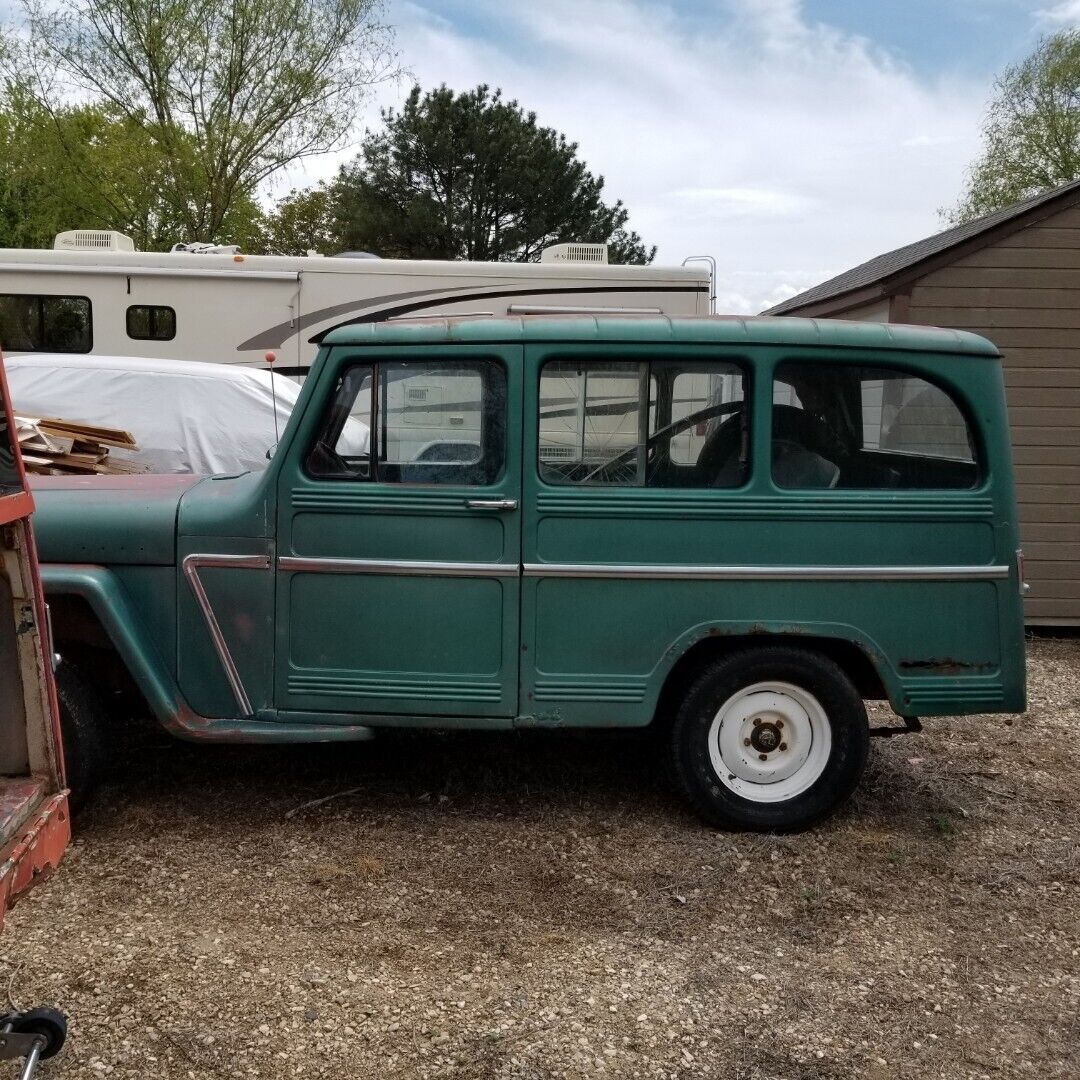 1961 willys-overland rural green overland
