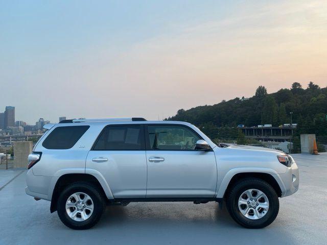 2022 toyota 4runner sr5
