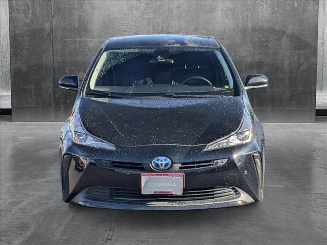 2021 toyota prius le