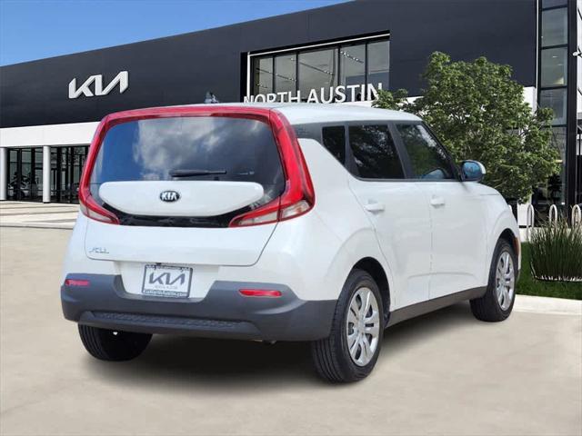 2021 kia soul lx