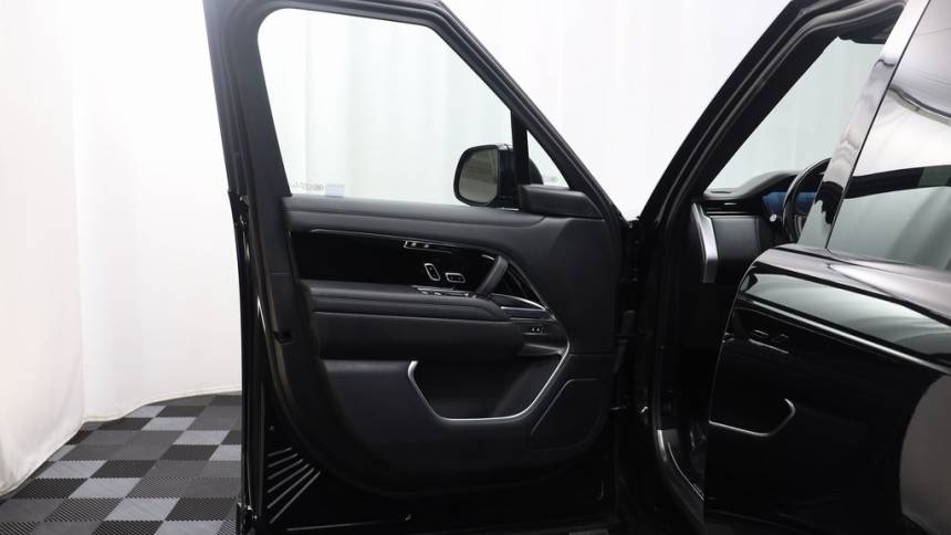 2023 land rover range rover p530 se
