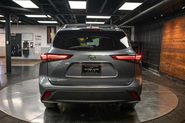 2023 toyota highlander xle
