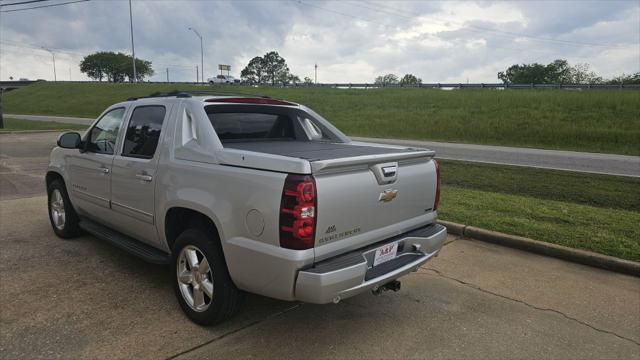 2011 chevrolet avalanche 1500 ls