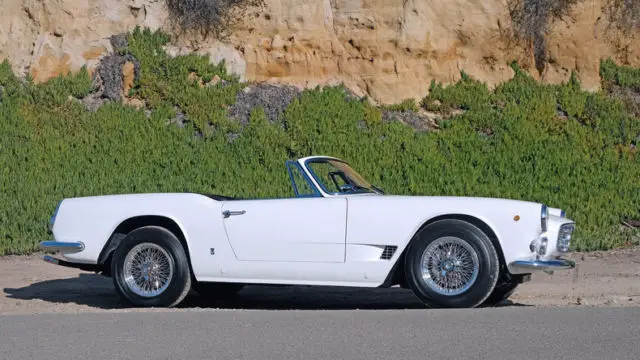 "bianco le touquet" with black leather * 3.5l i6 (220hp) * 2-owner example(!)