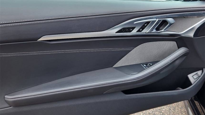 2022 bmw 8 series 840i xdrive