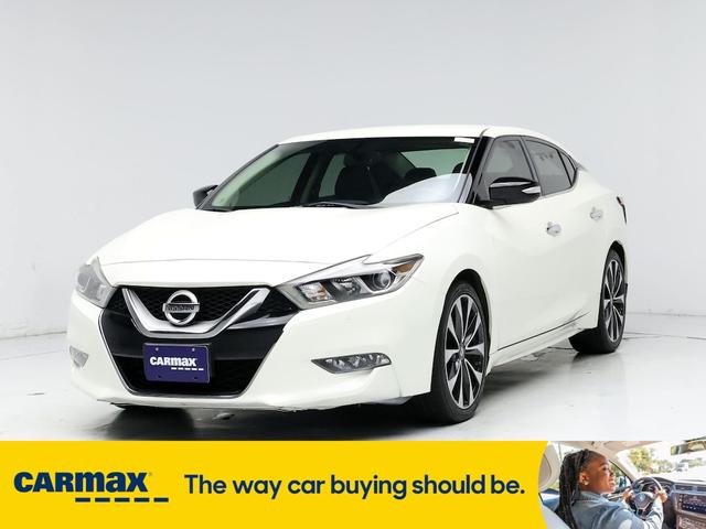 2017 nissan maxima sr