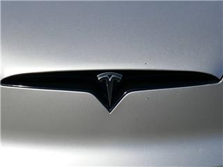 2022 Tesla Model X plaid