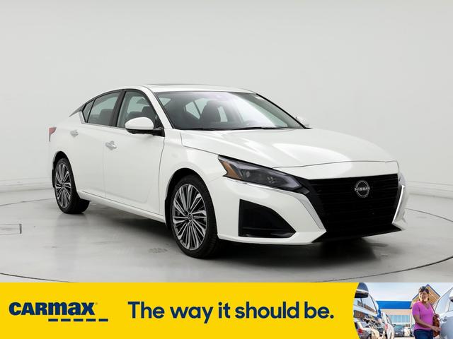 2023 nissan altima sl