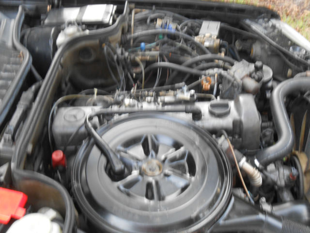 beautiful 2 owner black/grey 300sd. this car is a 7 out of 10