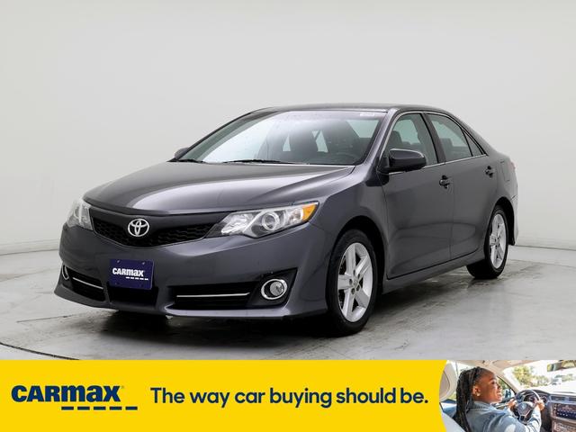 2014 toyota camry se