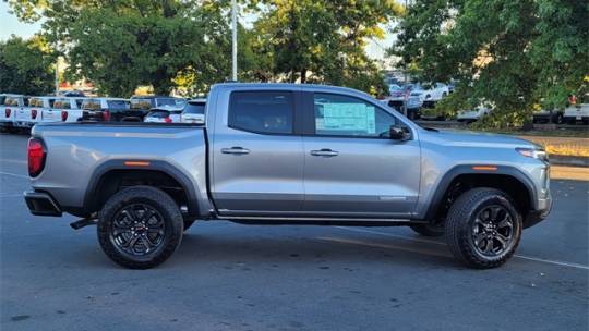 2024 GMC Canyon
