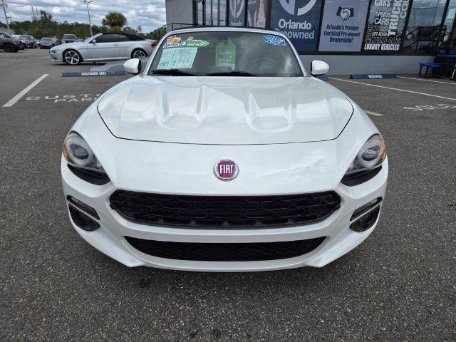 2018 fiat 124 spider base