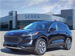 2022 Ford Escape titanium