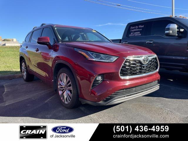 2022 toyota highlander platinum
