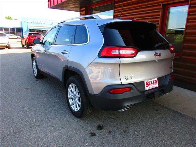 2016 jeep cherokee latitude
