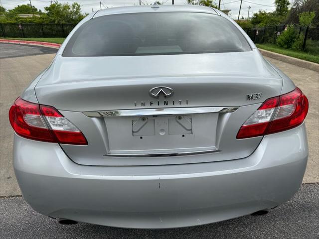 2011 infiniti m37 base