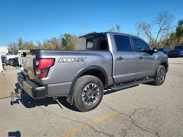2024 nissan titan pro-4x