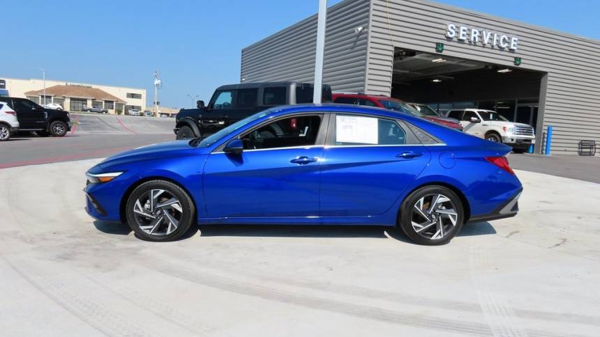 2024 hyundai elantra limited