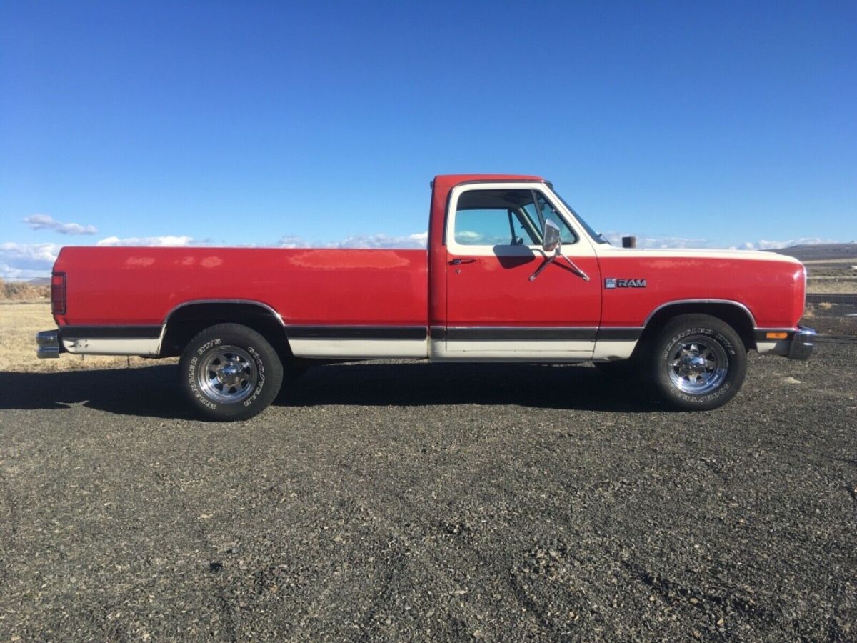 1986 dodge d150 custom half ton long bed pickup truck w/60k miles