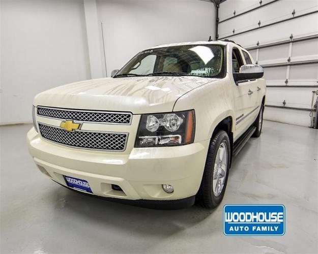 2011 chevrolet avalanche ltz 4x4 ltz 4dr crew cab pickup for sale in omaha, nebraska