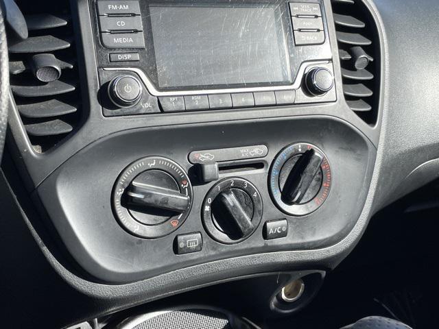 2016 nissan juke s