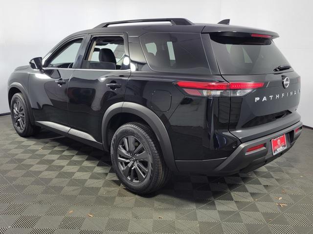 2024 nissan pathfinder sv fwd