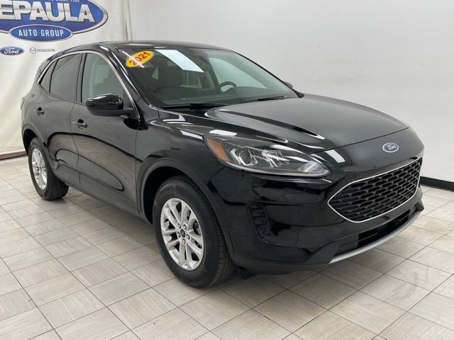 2021 ford escape se
