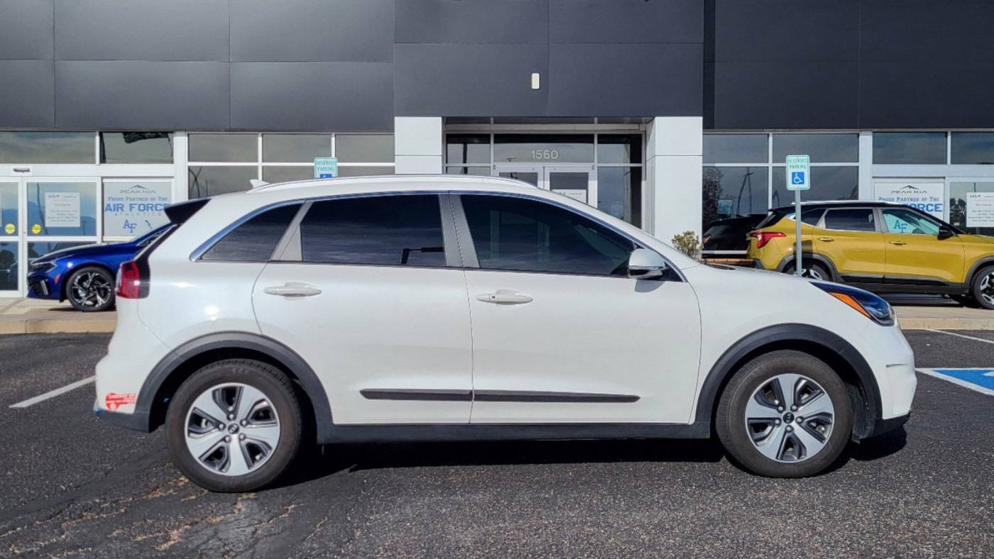2018 kia niro plug-in hybrid ex premium