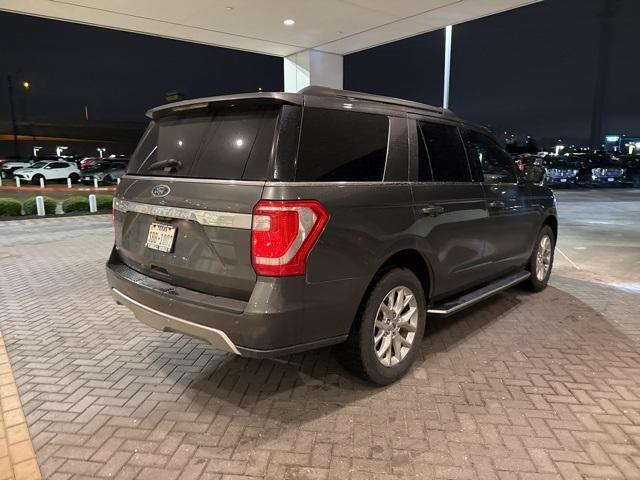 2021 ford expedition xlt