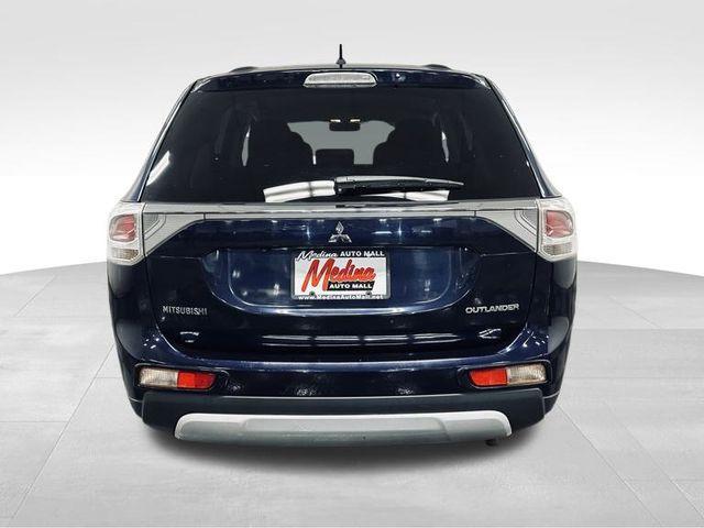 2015 mitsubishi outlander se