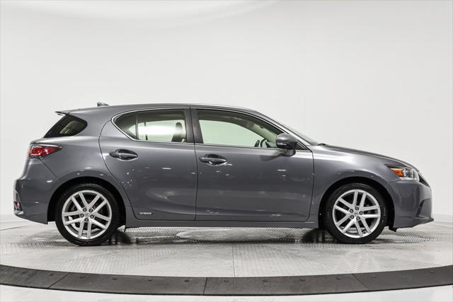2016 lexus ct 200h base