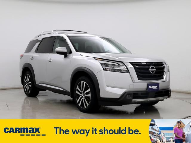 2023 nissan pathfinder platinum