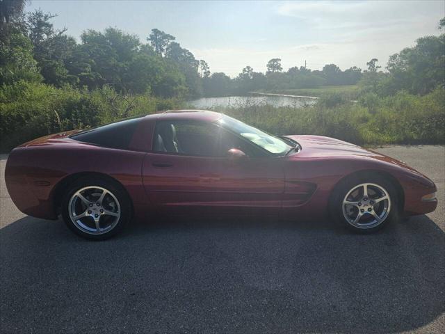2004 chevrolet corvette base