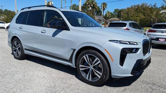 2025 BMW X7