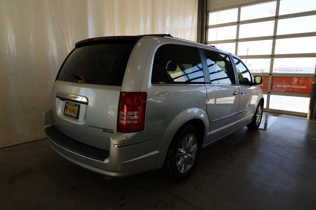2009 chrysler town and country limited limited mini-van 4dr for sale in anchorage, alaska