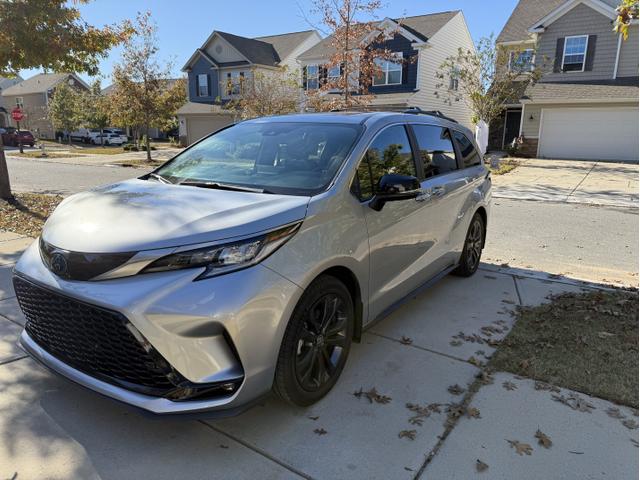 2023 toyota sienna xse 25th anniversary
