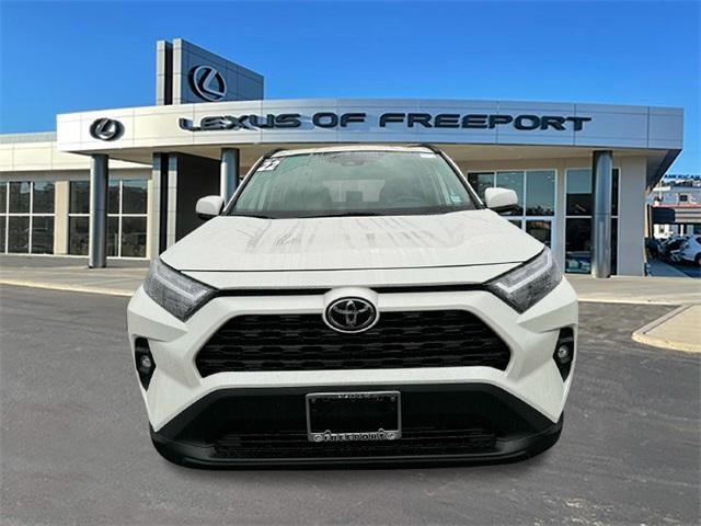 2022 toyota rav4 xle premium