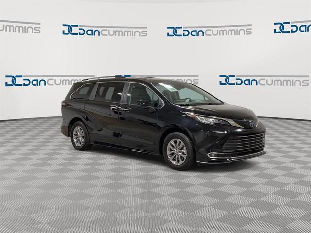 2023 toyota sienna xle