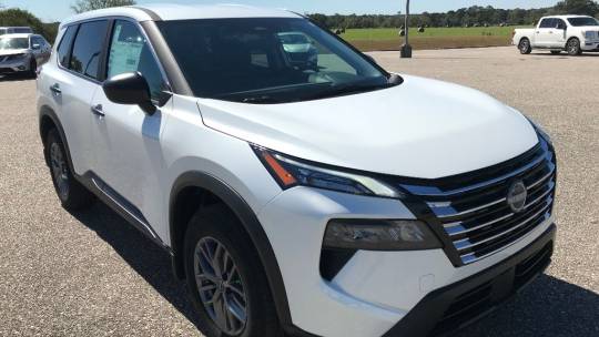 new 2025 nissan rogue s fwd