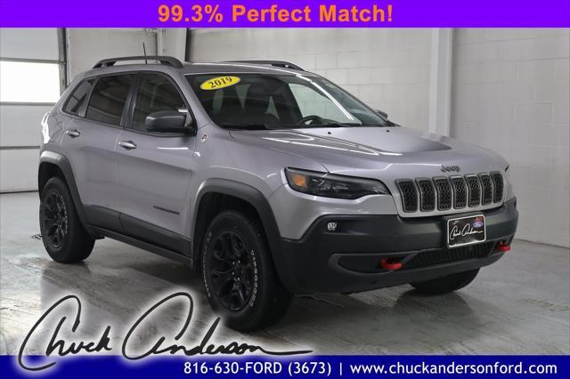2019 jeep cherokee trailhawk