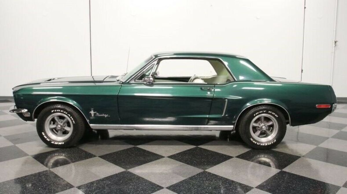 classic vintage chrome fomoco 289 v8 auto transmission highlands green
